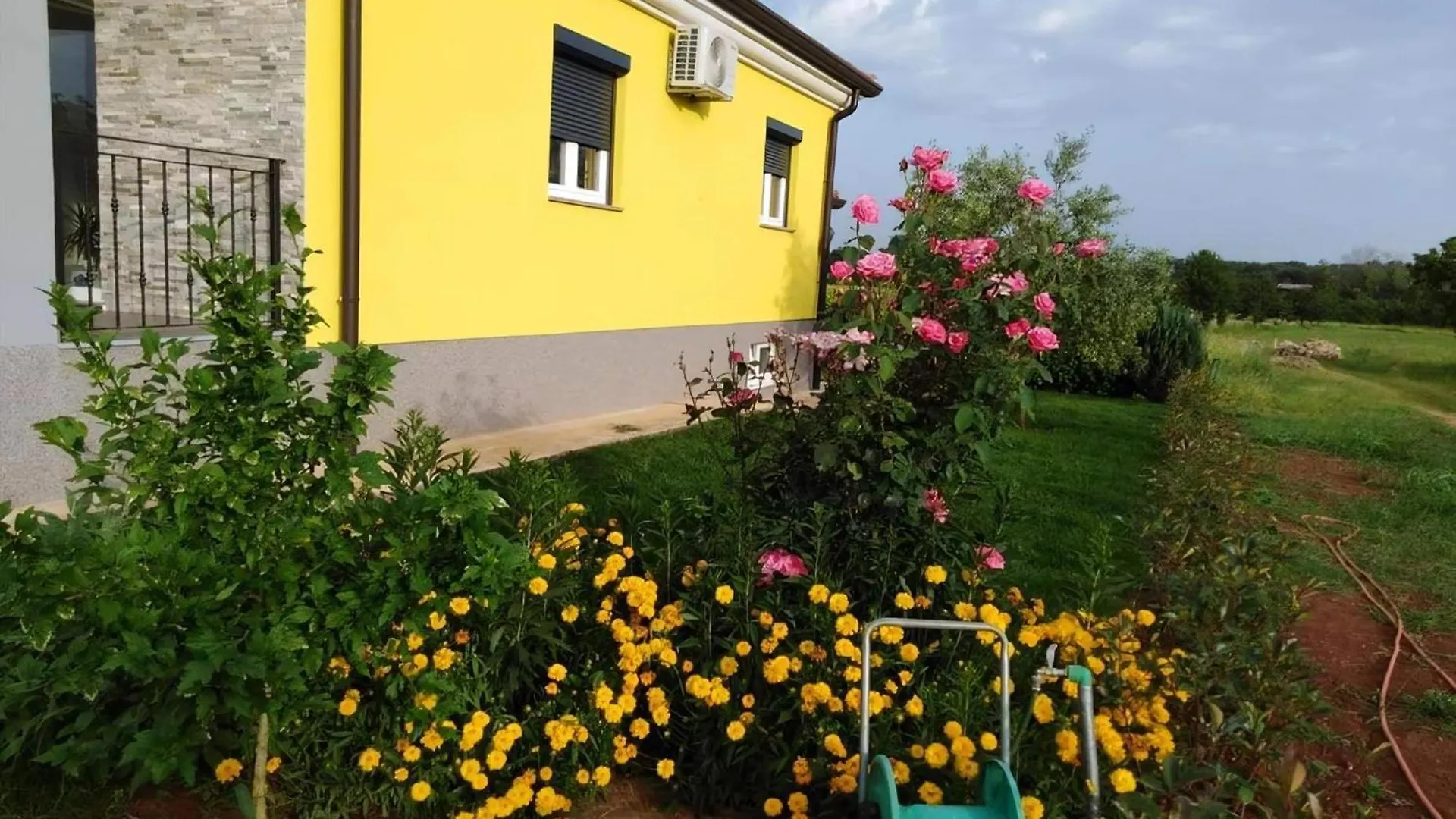 度假居 Casa Vacanze Petrovija 克罗地亚